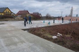 Výcviková budova pro získávání včelích produktů
